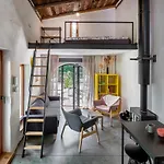 Tiny House, Podkrovni A S Vyhledem Do Zahrady Lejlighed