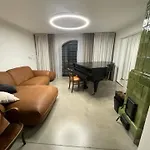 Tiny House, Podkrovni A S Vyhledem Do Zahrady Lejlighed