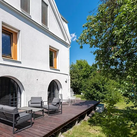Lejlighed Tiny House, Podkrovni A S Vyhledem Do Zahrady Ostrava